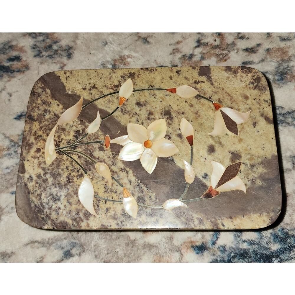 Marble Soapstone Trinket Box Mother of Pearl Inlay